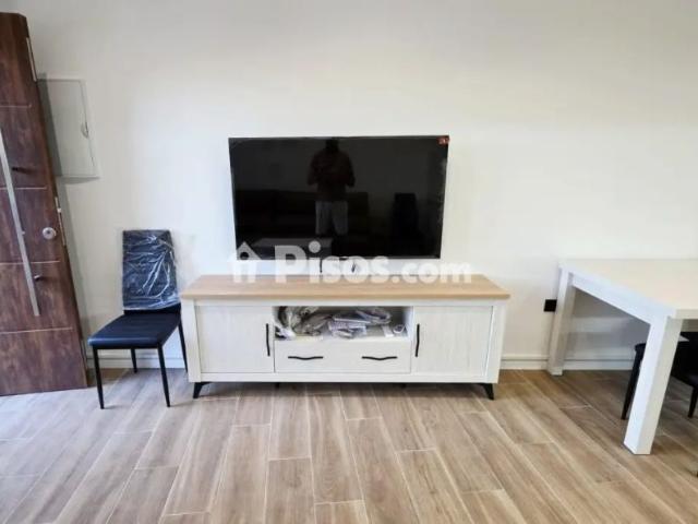 Apartamento en alquiler en Calle Escriba Lubna