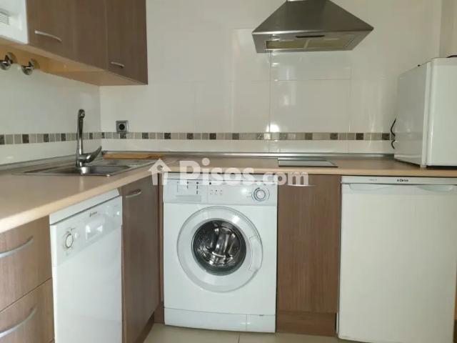 Apartamento en alquiler en Calle Eugenio Hernánz Gómez, 5