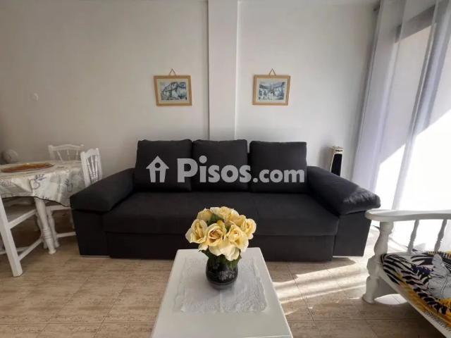 Apartamento en alquiler en Calle Finlandia, 5