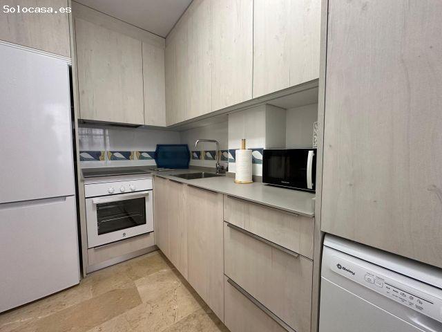 Apartamento en alquiler en Calle Gómez Cortina, Murcia
