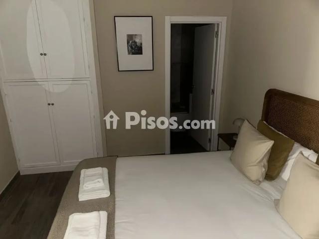 Apartamento en alquiler en Calle San Vicente, cerca de Calle Baños