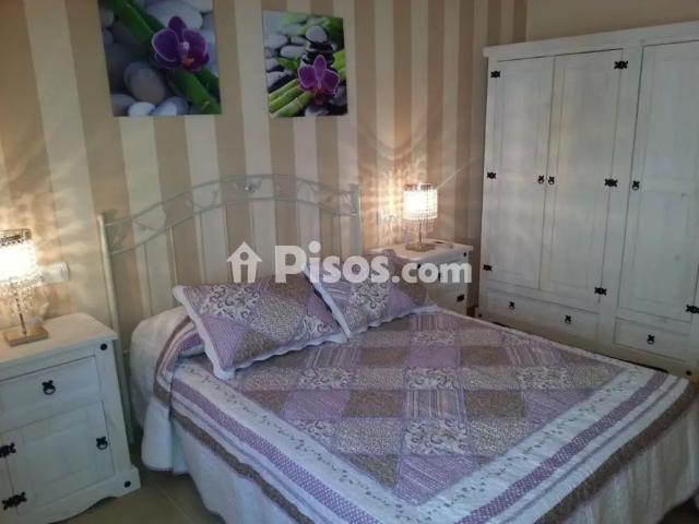 Apartamento en alquiler en Calle Semicentro, Número Sn