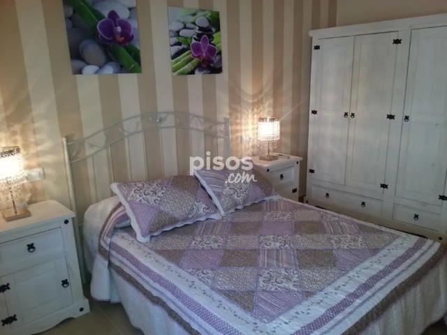 Apartamento en alquiler en Calle Semicentro, Número Sn