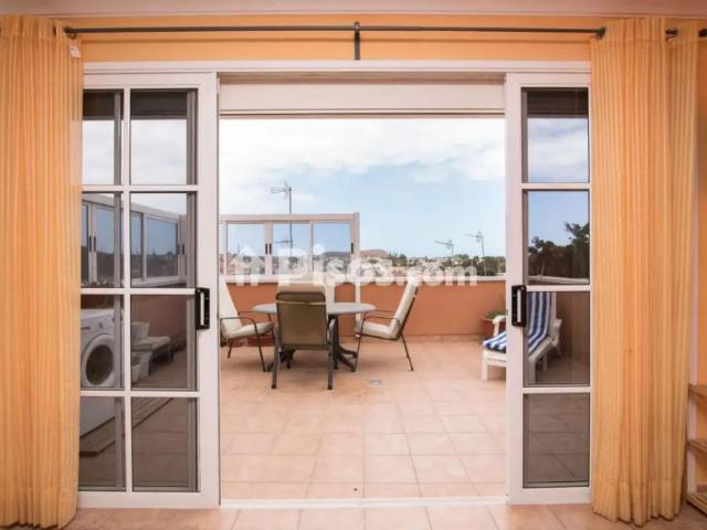 Apartamento en alquiler en Calle Sésamo, 44
