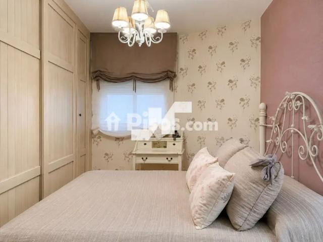 Apartamento en alquiler en Carrer de Marbella
