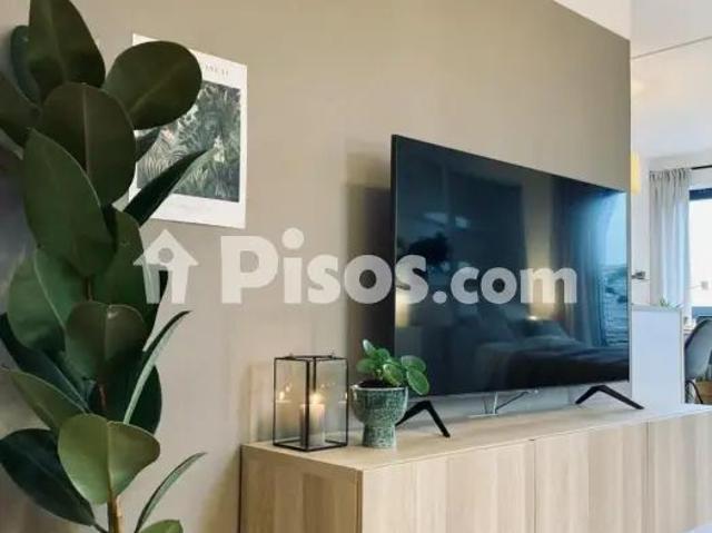 Apartamento en alquiler en Carrer de Ribelles Comins, 6
