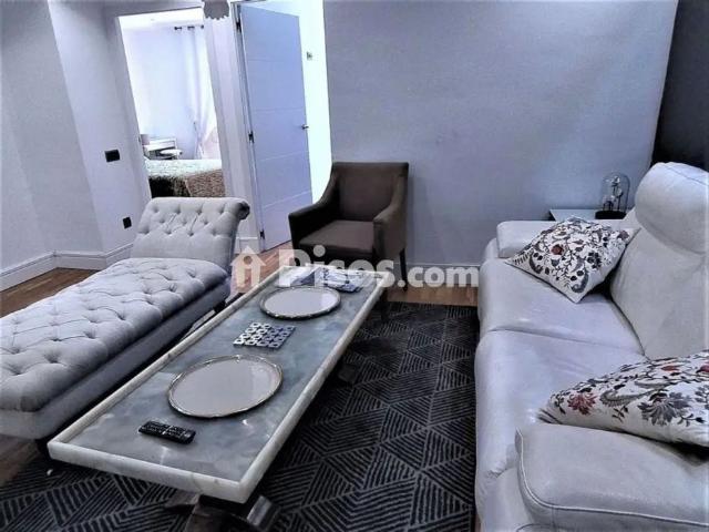 Apartamento en alquiler en Carrer Poeta Miquel Hernández, 37, cerca de Carrer Calderón de la Barca