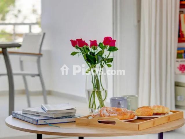 Apartamento en alquiler en Carrer Pedrera, 2