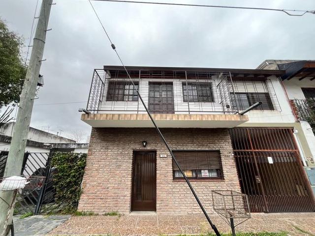 Apartamento en alquiler en Castelar
