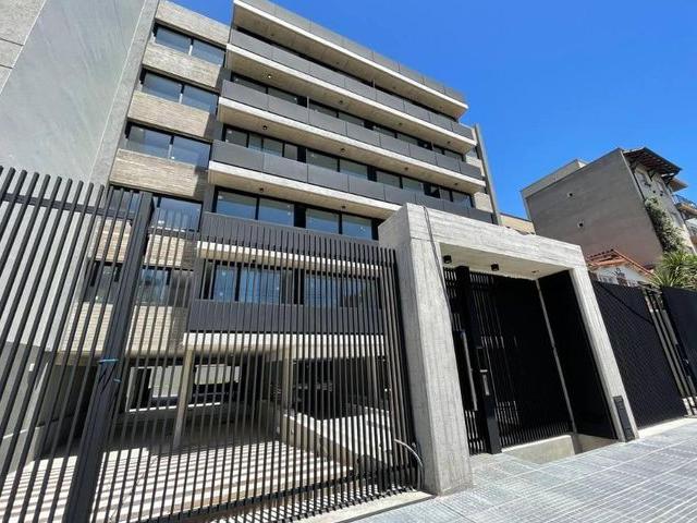 Apartamento en alquiler en Castelar