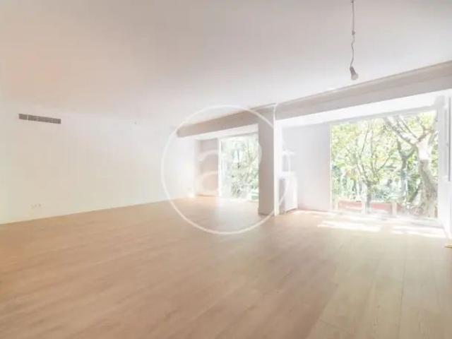 Apartamento en alquiler en Castellana