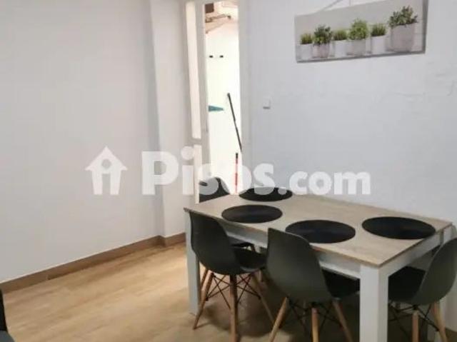 Apartamento en alquiler en Casco Antiguo