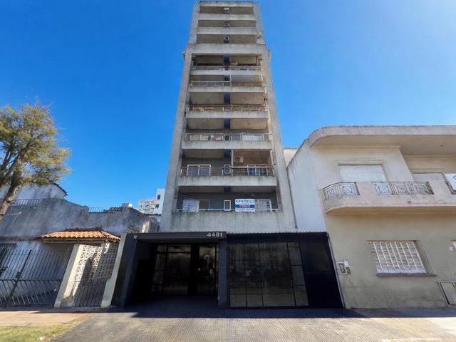 Apartamento en alquiler en Caseros