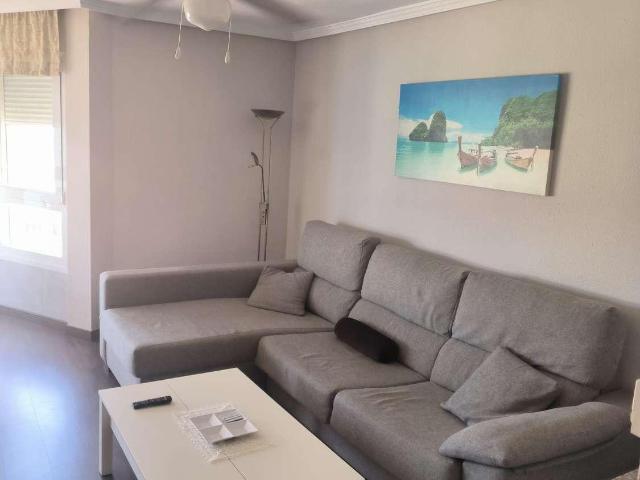 Apartamento en alquiler en Centro Internacional Torrox, 750 €/mes, Ref.: 1479 Costacar