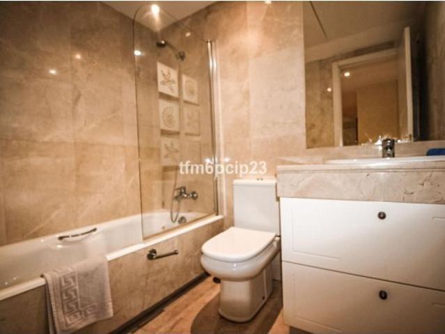 Apartamento en Alquiler en Duquesa, La Málaga