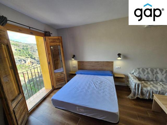 APARTAMENTO EN ALQUILER EN EL CASCO