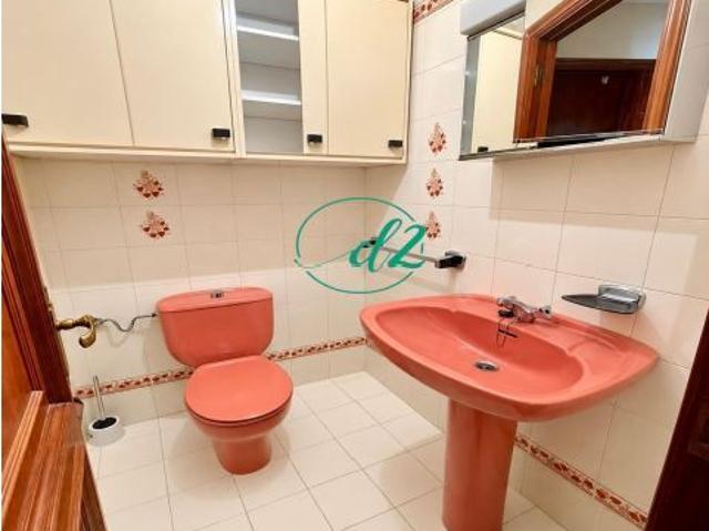 APARTAMENTO EN ALQUILER EN EL CENTRO DE OURENSE. REF 1511