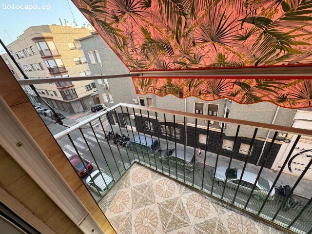 Apartamento en Alquiler en Elche de la Sierra, Alicante