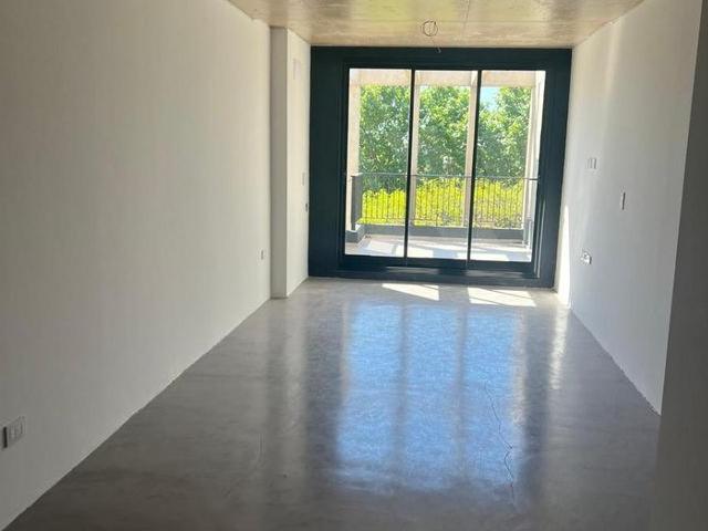 Apartamento en alquiler en Flores