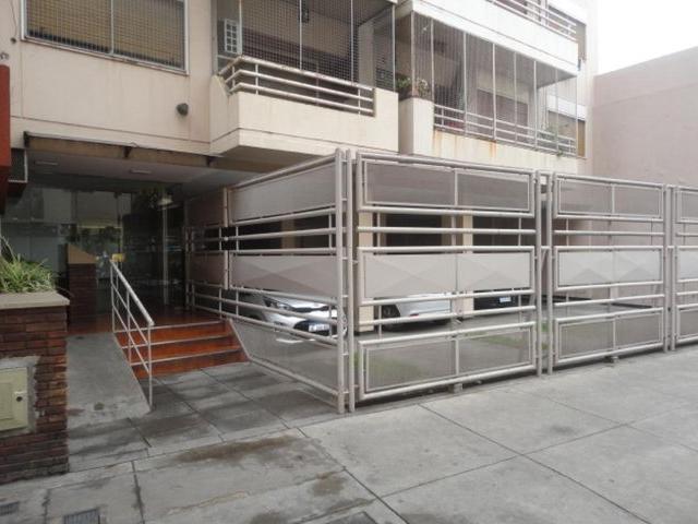 Apartamento en alquiler en Flores