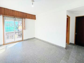 Apartamento en alquiler en Flores