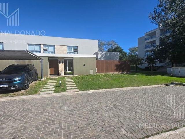 Apartamento en alquiler en Guillermo Hudson