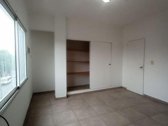 Apartamento en alquiler en José C Paz
