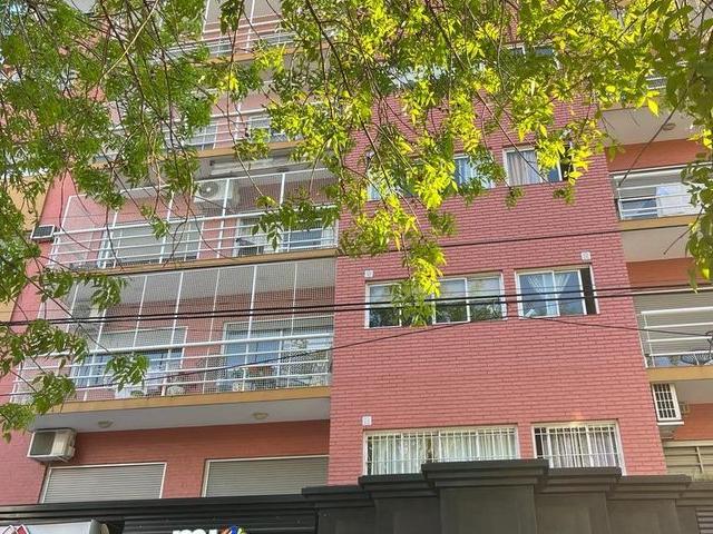 Apartamento en alquiler en Lanús Este