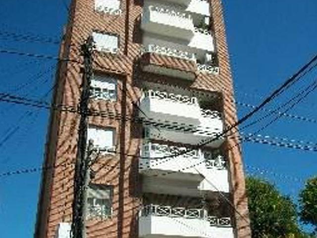 Apartamento en alquiler en Lanús Este