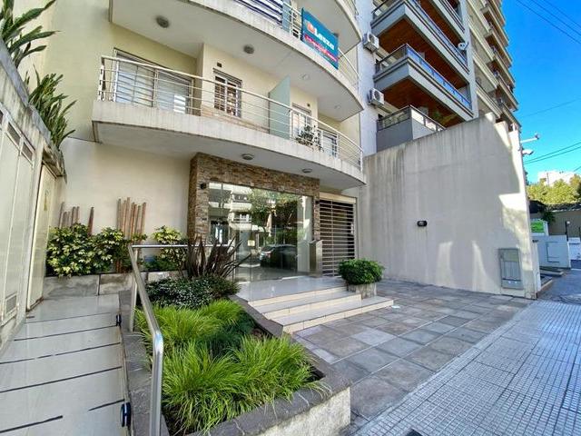 Apartamento en alquiler en Lanús Oeste