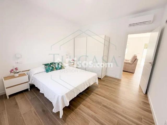 Apartamento en alquiler en Las Lagunas Campano