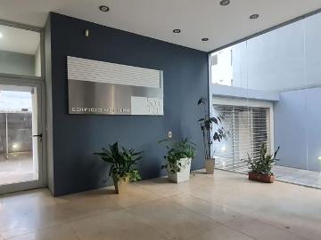 Apartamento en alquiler en Lomas de Zamora