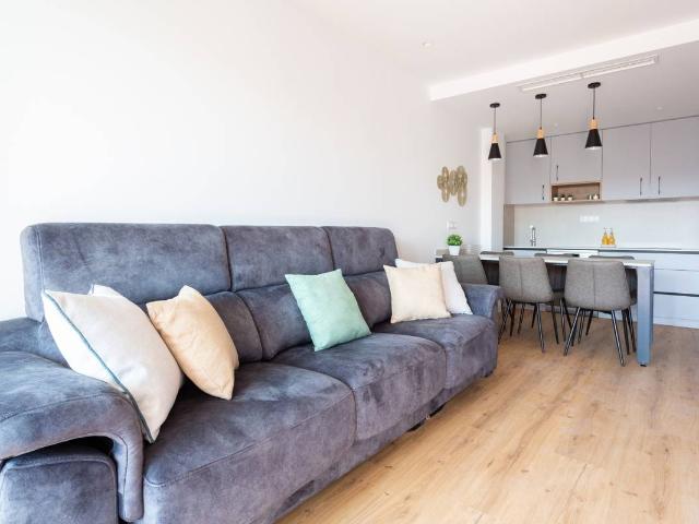 Apartamento en Alquiler en Lluminetes