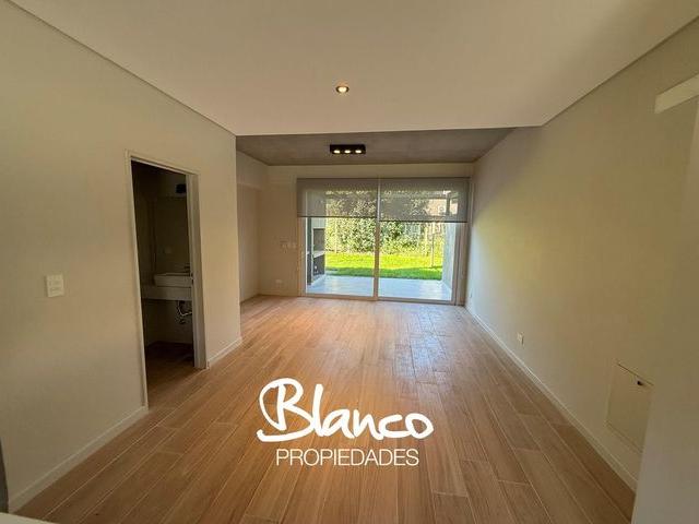 Apartamento en alquiler en Manuel Alberti