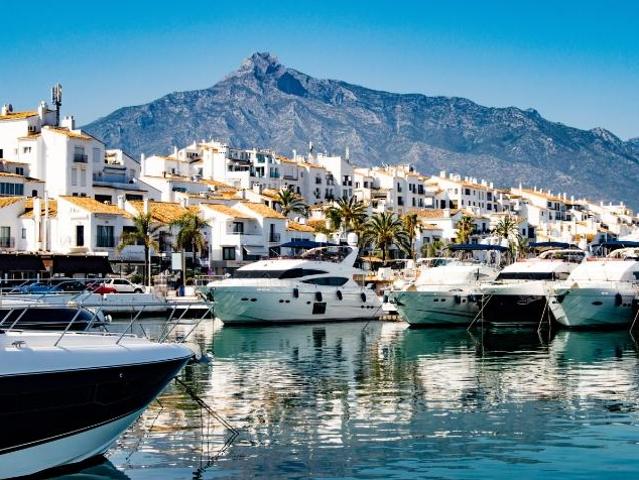 Apartamento en alquiler en Marbella Málaga