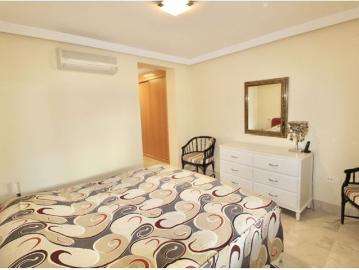 Apartamento en Alquiler en Marbella, Málaga