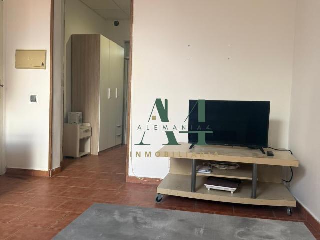 Apartamento en alquiler en Margallo