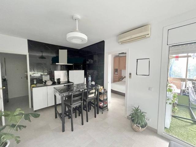 Apartamento en Alquiler en Marítim