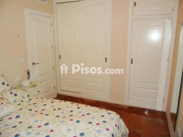 Apartamento en alquiler en Medina Azahara
