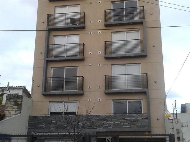 Apartamento en alquiler en Morón
