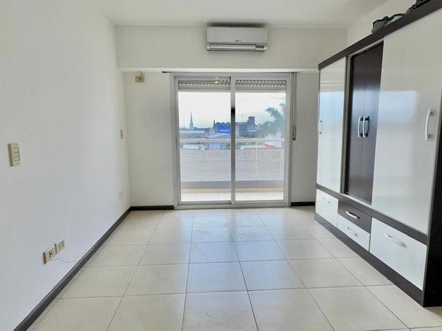 Apartamento en alquiler en Morón