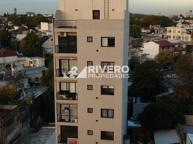 Apartamento en alquiler en Morón