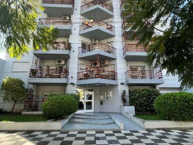 Apartamento en alquiler en Morón