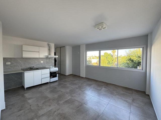 Apartamento en alquiler en Morón