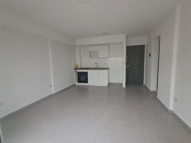 Apartamento en alquiler en Morón