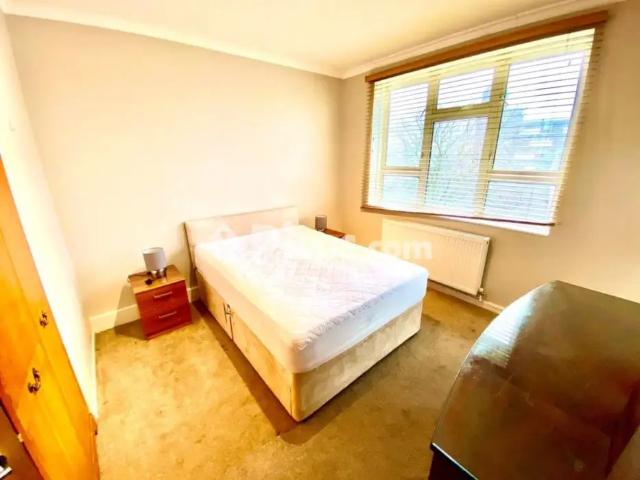 Apartamento en alquiler en Paseo de España, 24