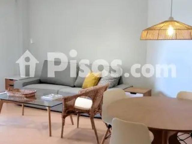 Apartamento en alquiler en Paseo de Pilar Coloma