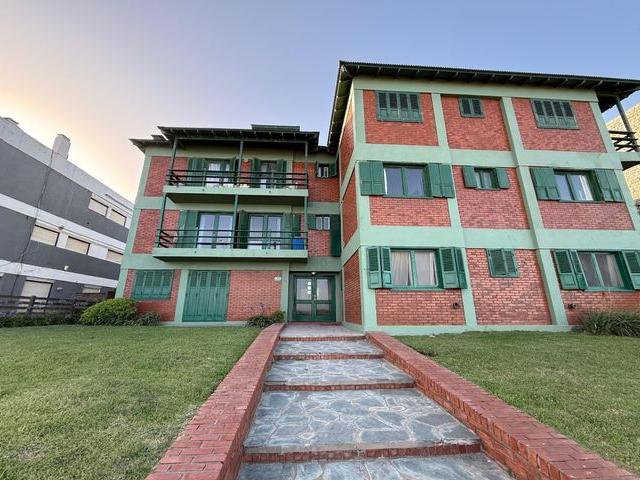 Apartamento en alquiler en Pinamar