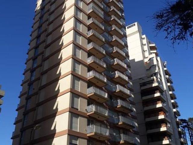 Apartamento en alquiler en Pinamar