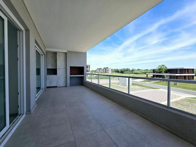Apartamento en alquiler en Pilar